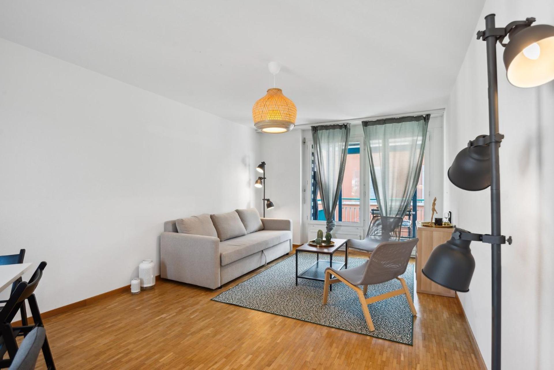 Spacious Central Apartments Hoting Zürih Dış mekan fotoğraf