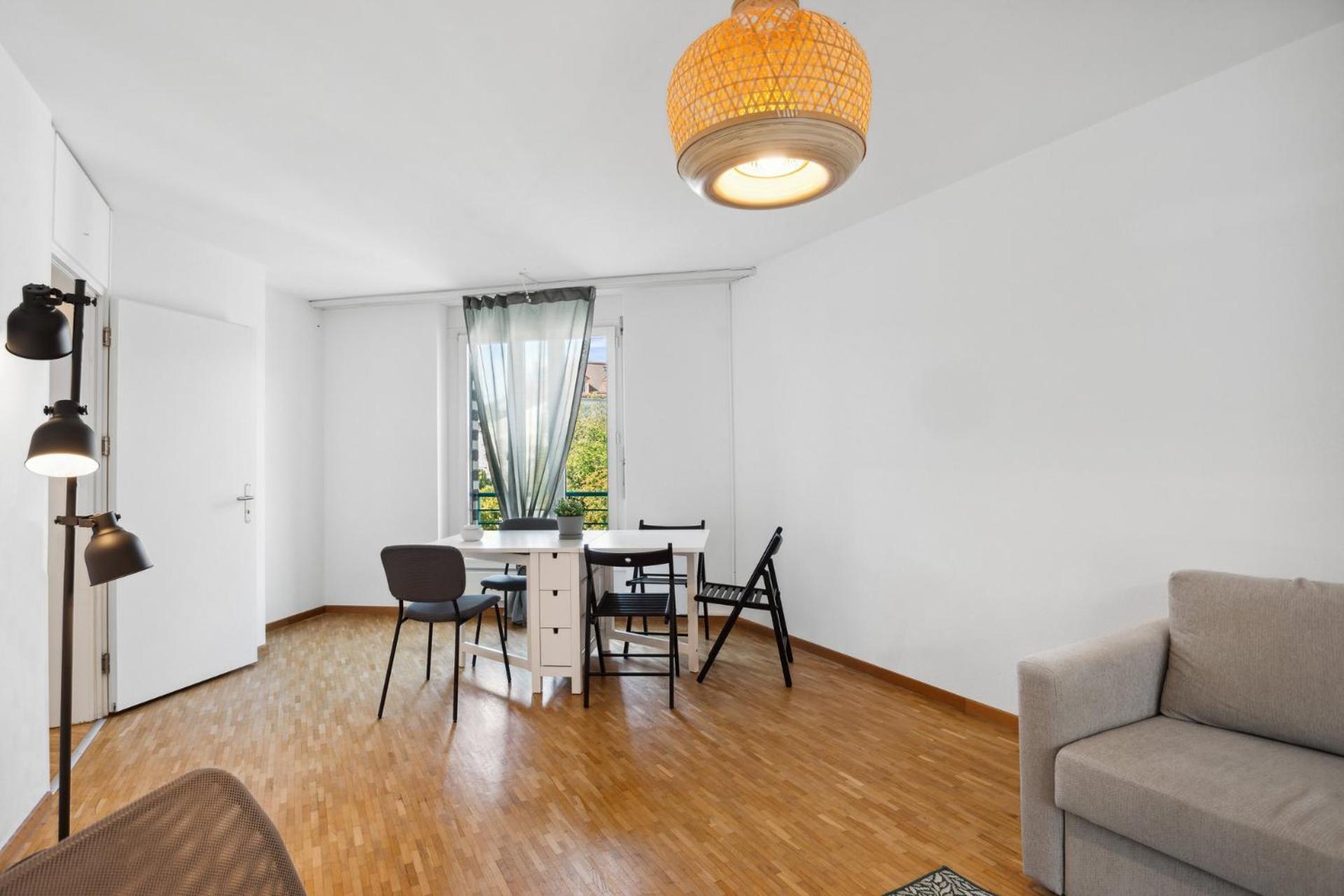 Spacious Central Apartments Hoting Zürih Dış mekan fotoğraf