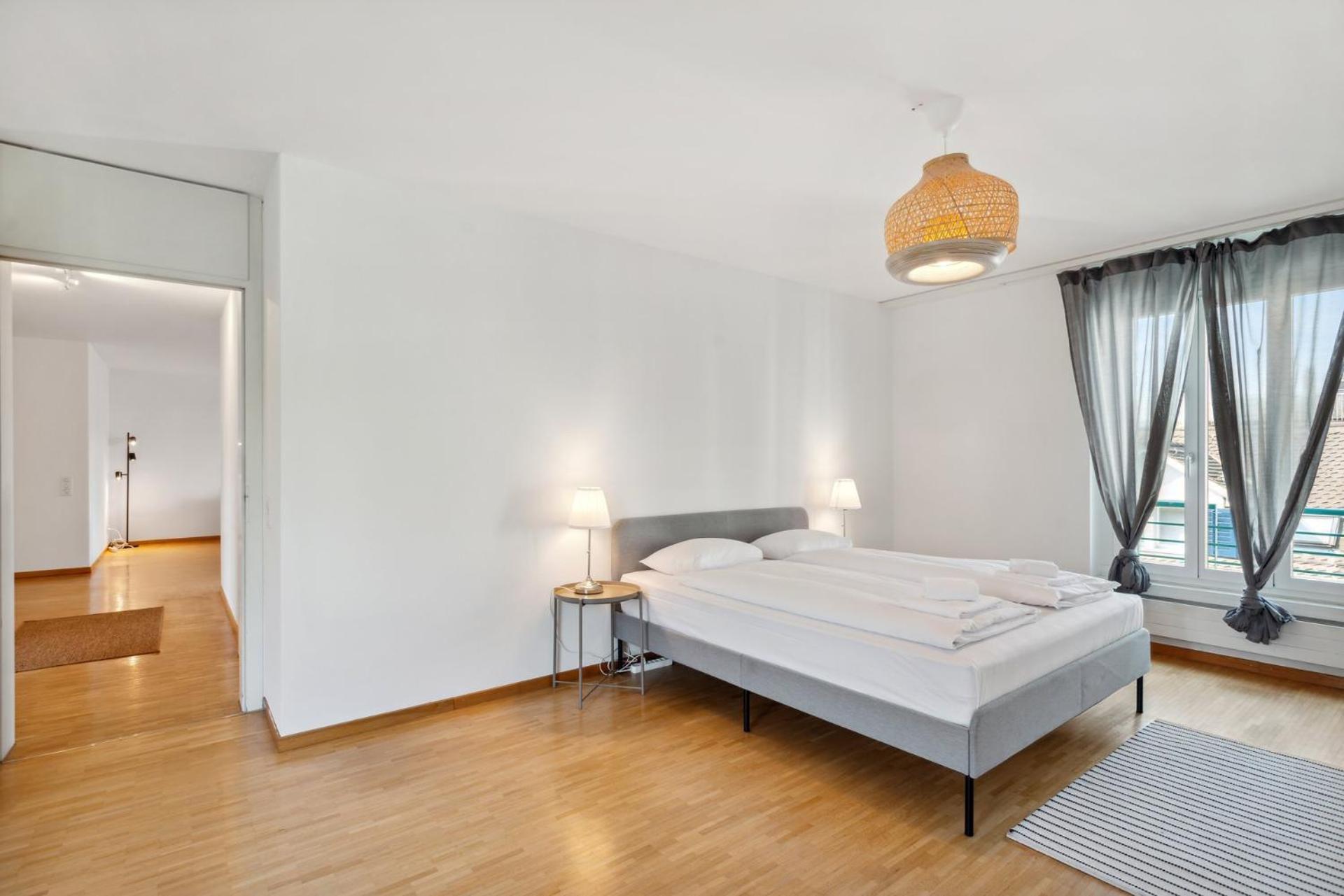 Spacious Central Apartments Hoting Zürih Dış mekan fotoğraf